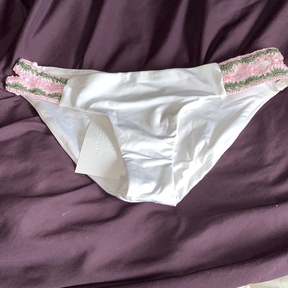 Becca Bikini Bottom NWT Size Medium